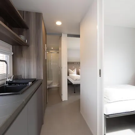 Дом отдыха Ruhiges Mobilehome Im Vital Camp Bayerbach *