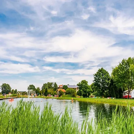 Ruhiges Mobilehome Im Vital Camp Bayerbach